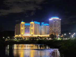 Island Castle Hotel & Waterpark